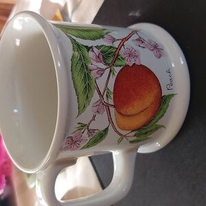 Vintage Mug Peach